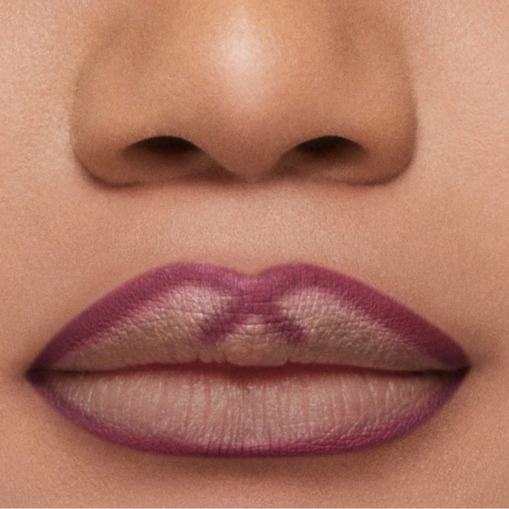 Stila Stay All Day Matte Lip Liner in Resilience New in Box